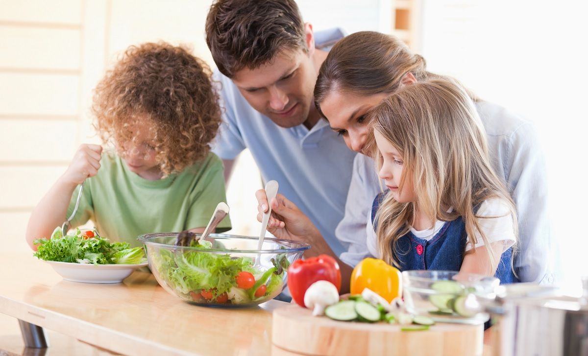 ¿Cómo hacer que tus hijos coman verduras?