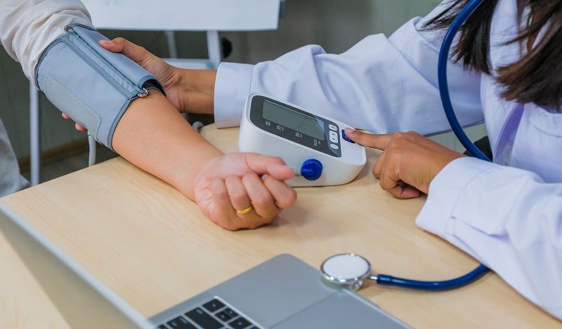 medir presión arterial