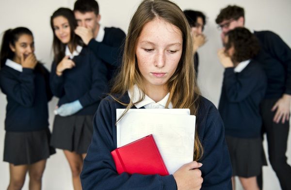 Señales para detectar el acoso escolar en niños y adolescentes Viva