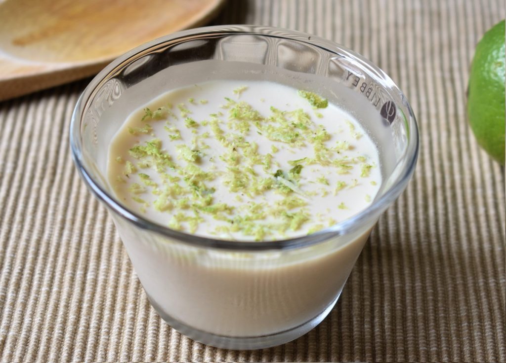 Postre de limón alto en proteína y bajo en calorías