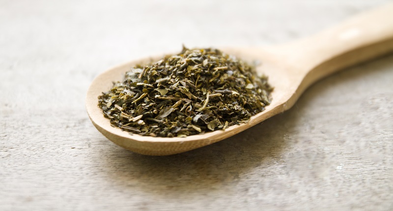 cuchara con orégano